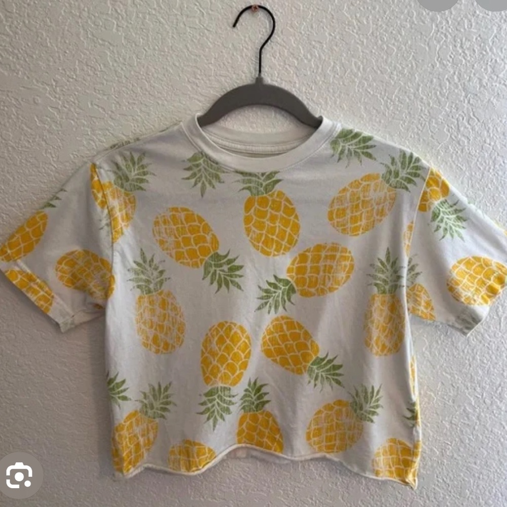 NWT Pineapple Print Cropped Tee - White/Yellow